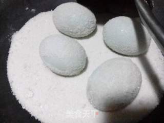 腌制咸鴨蛋的做法 腌制咸鴨蛋怎么做 快樂(lè)廚娘心姐的菜譜