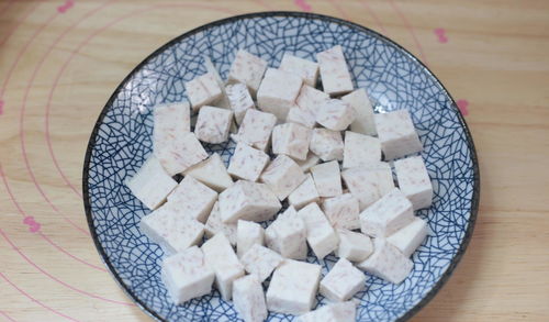 天冷最饞此道菜，蒸一蒸就好，美味營養高，滋補強身，全身熱乎乎——腌制鹽蒸美味