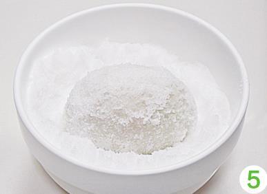 教你在家輕松腌制咸鴨蛋，只用鹽和白酒，蛋黃個(gè)個(gè)流油